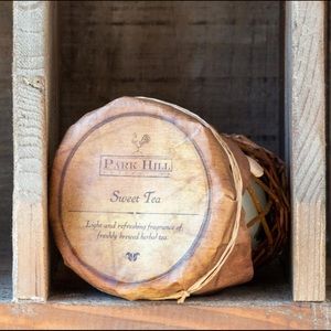 Park Hill Candles - SWEET TEA Scent